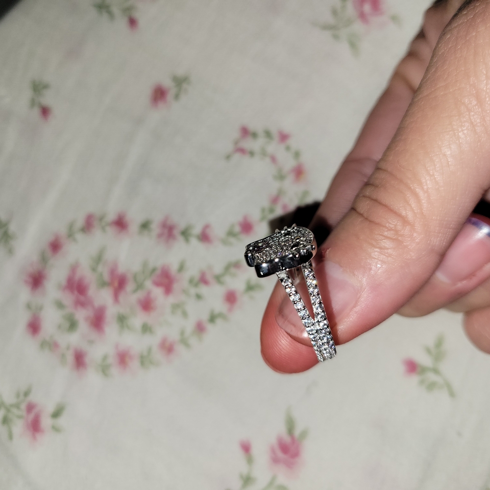 Hello Kitty Diamonique Ring - Picture 6 of 9
